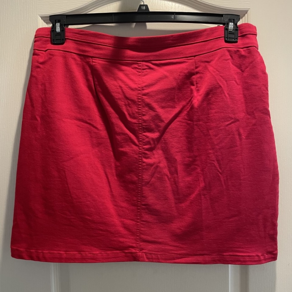 Skort - Picture 3 of 3